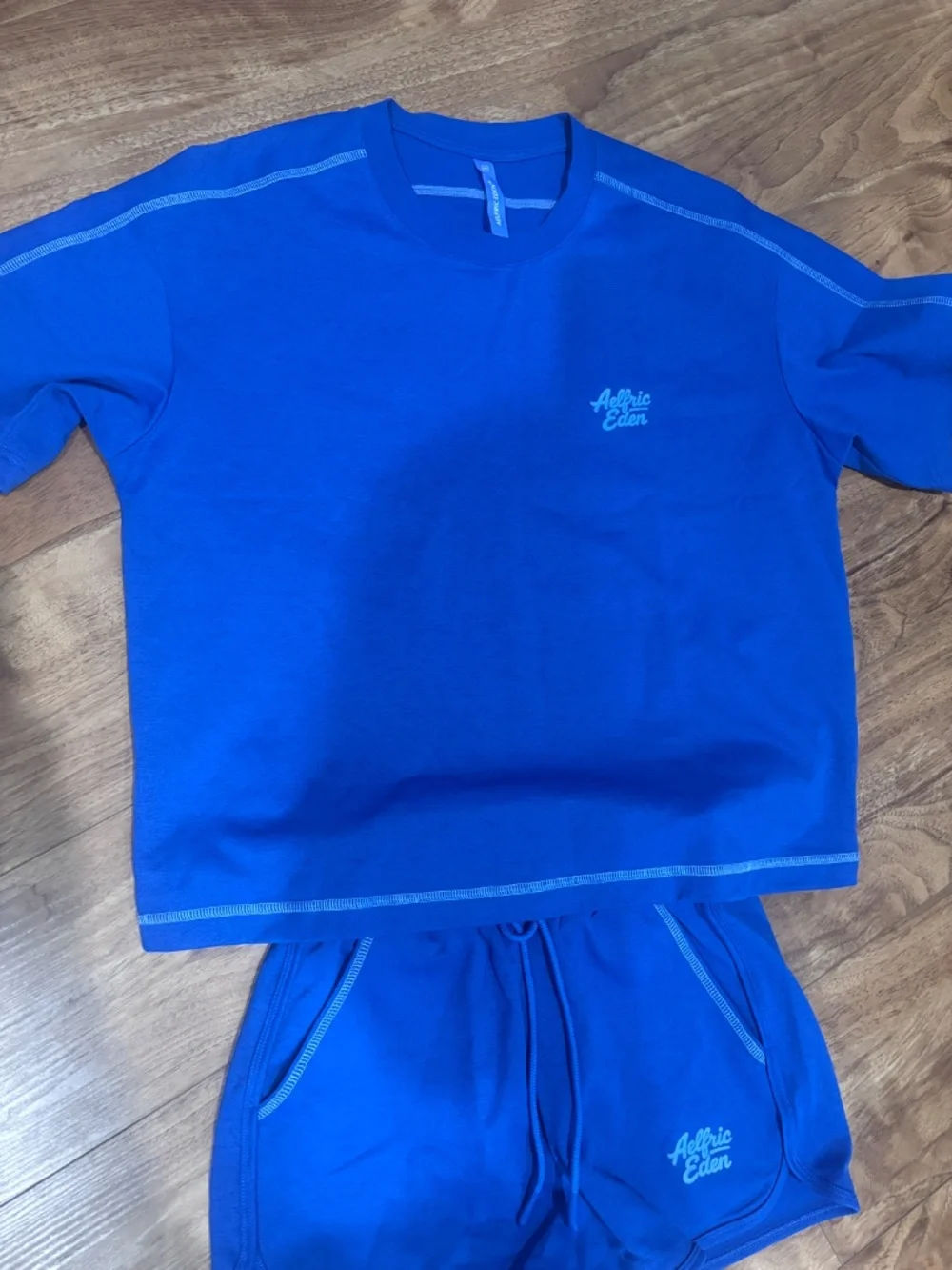 NWOT Aelfric Eden Cloud 2 Piece Shorts Set Small Cobalt Blue Tee
